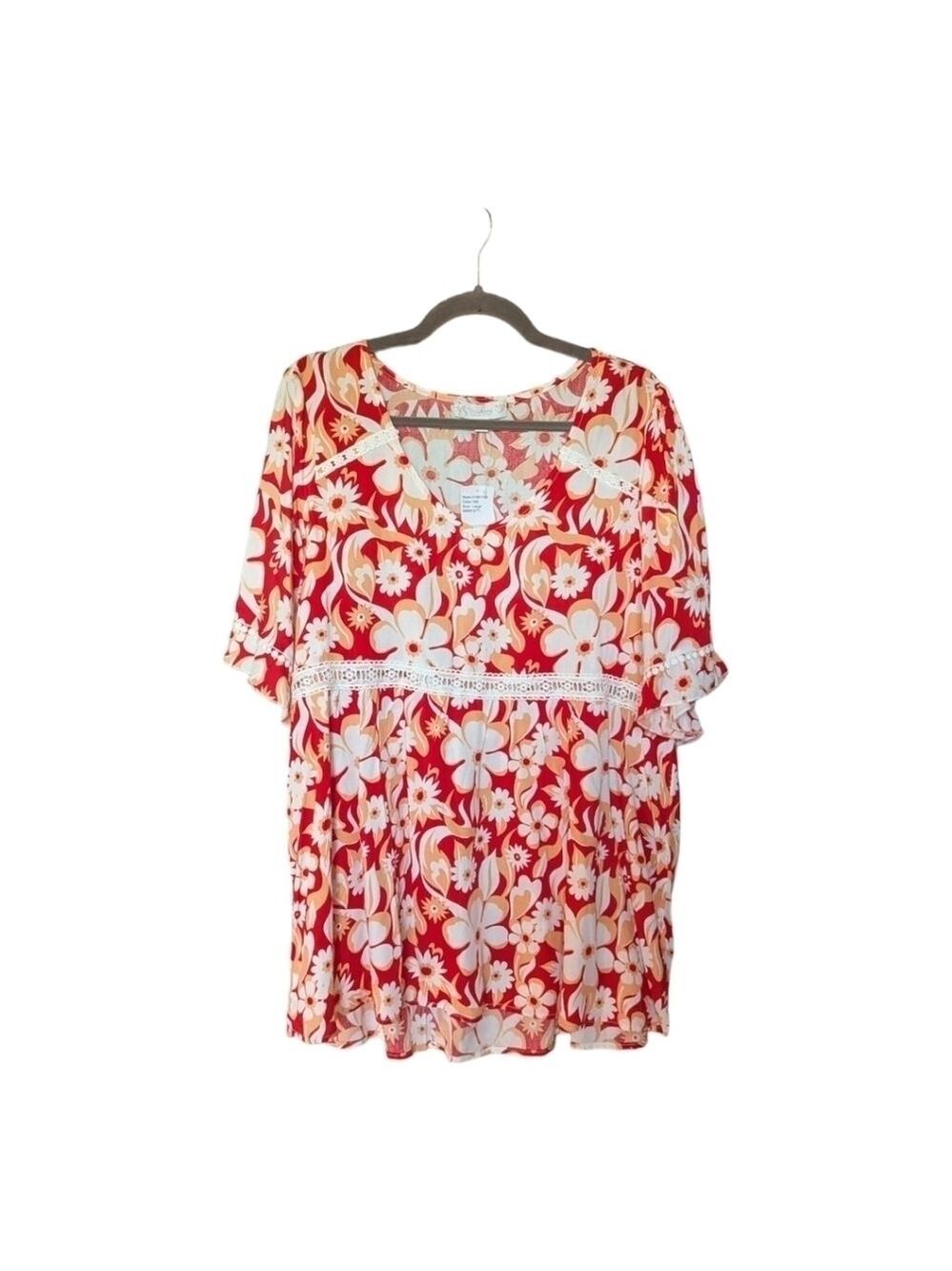 L • Suzanne Betro • Floral Patterned Blouse